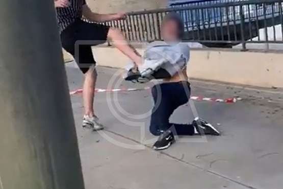  Un joven sufre una brutal paliza en un parque urbano de Telde/TA.